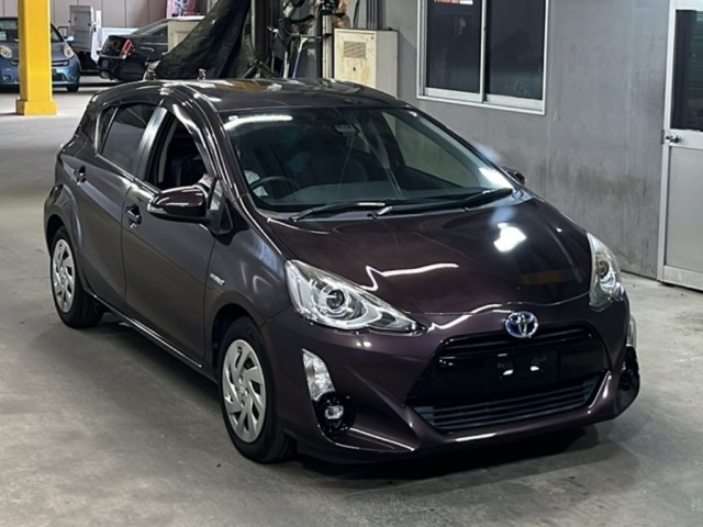 Toyota AQUA 2017 7297746-4