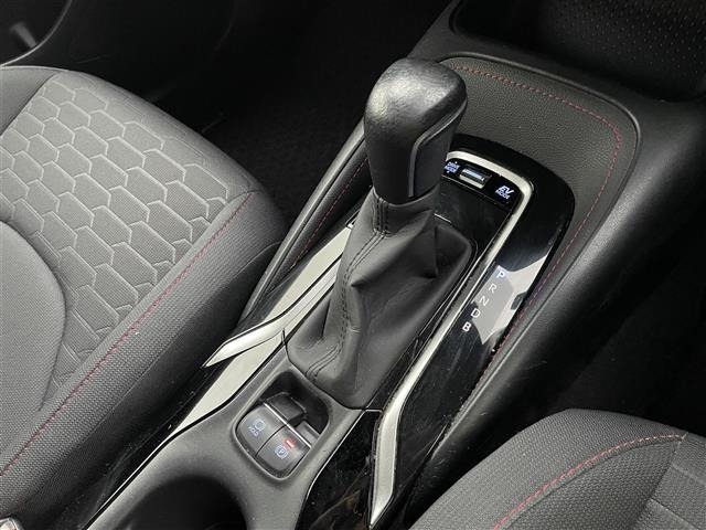 Toyota COROLLA SPORT 2019 7297981-10