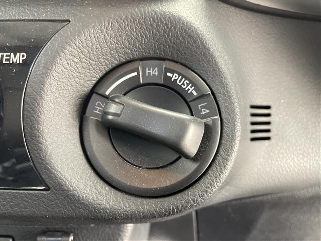 Toyota HILUX 2018 7297937-2