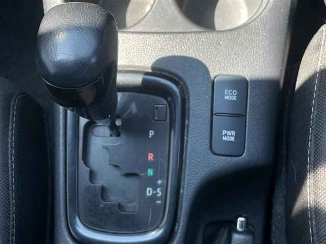 Toyota HILUX 2020 7297938-4