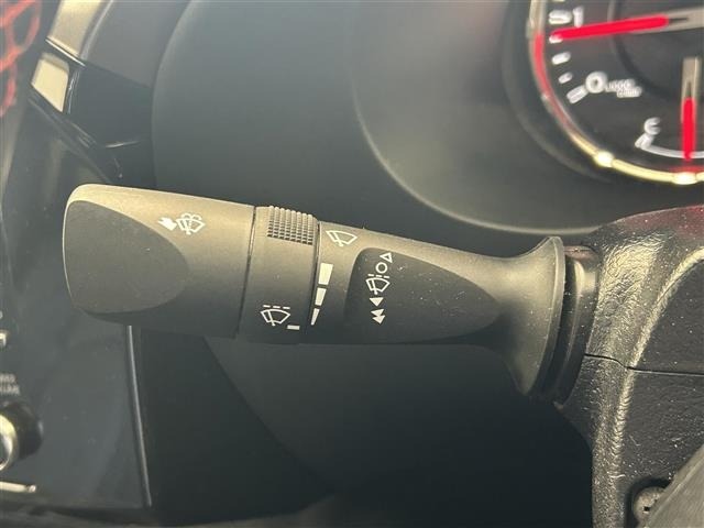 Toyota HILUX 2022 7297940-2