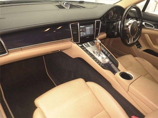 Porsche PANAMERA 2016 7297960-4