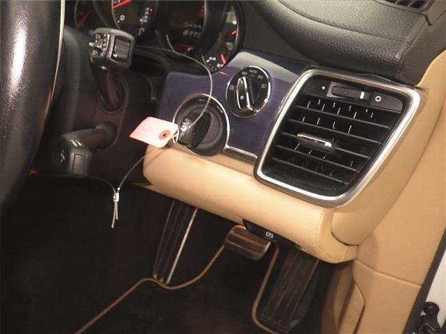 Porsche PANAMERA 2016 7297960-8