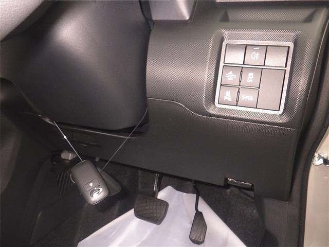 Daihatsu ROCKY 2026 7294794-8