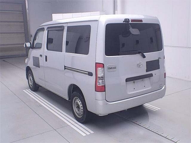Toyota TOWNACE VAN 2022 7297932-1