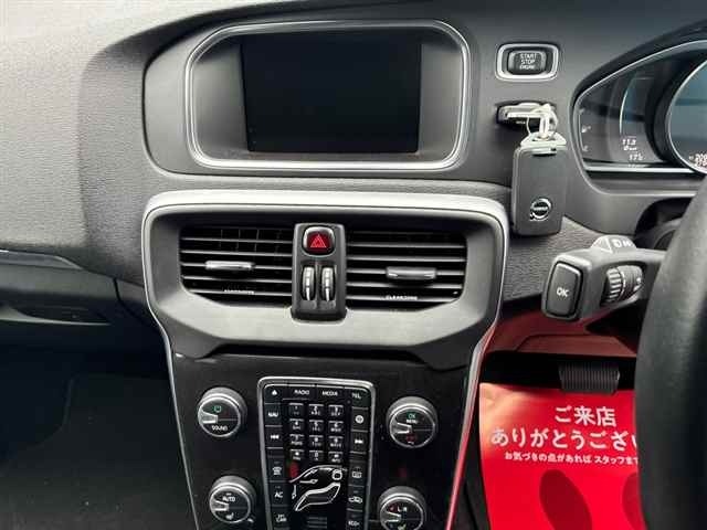Volvo V40 2019 7297909-6