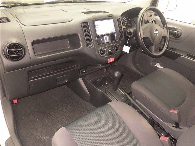 Nissan AD VAN 2019 7306843-4
