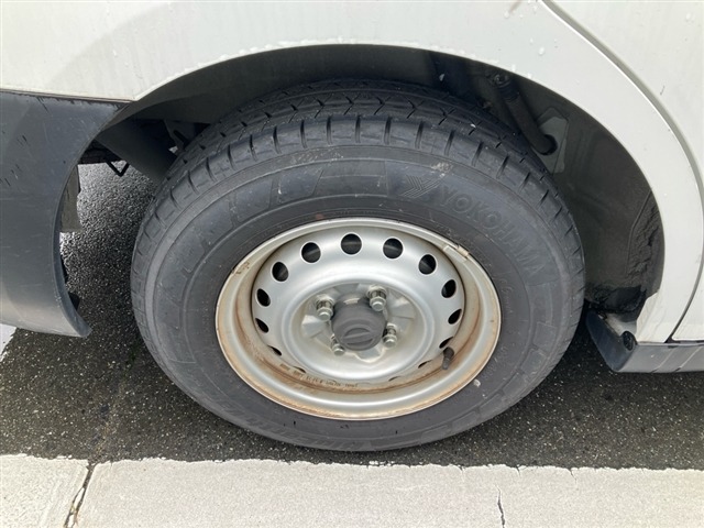 Nissan AD VAN 2018 7307464-7