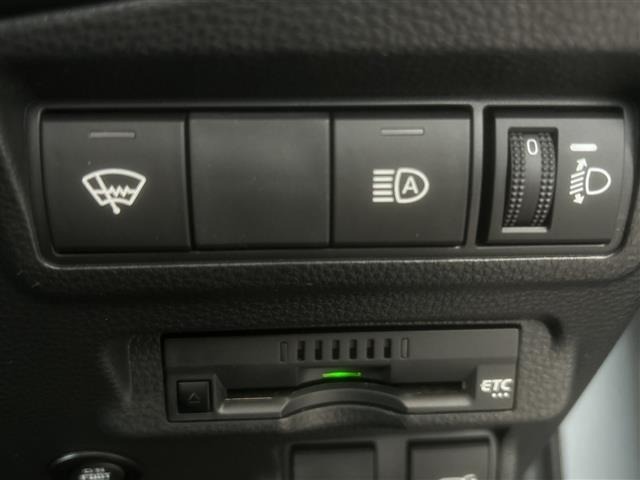 Toyota COROLLA CROSS 2022 7314346-18