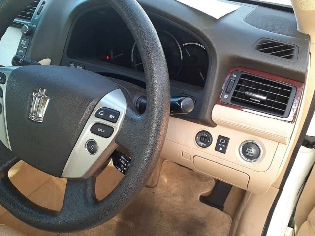 Toyota CROWN 2011 7316069-9