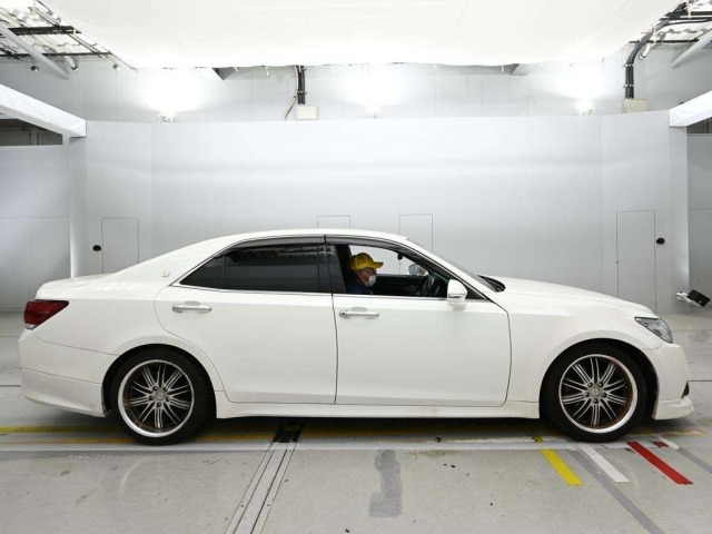 Toyota CROWN 2012 7316074-3