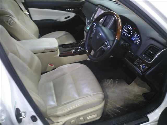 Toyota CROWN 2013 7316164-4
