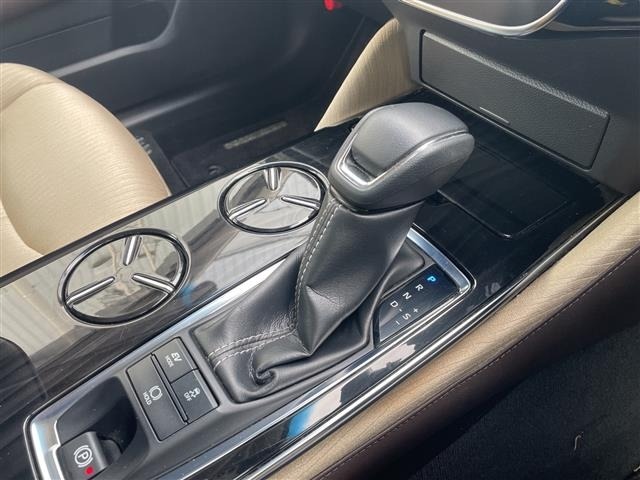 Toyota CROWN 2018 7316238-9
