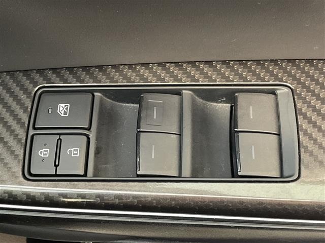 Toyota CROWN 2018 7316366-12