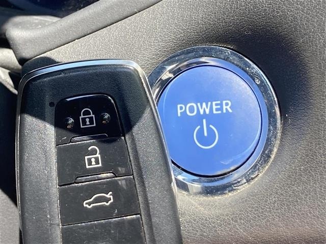 Toyota CROWN 2018 7316374-23
