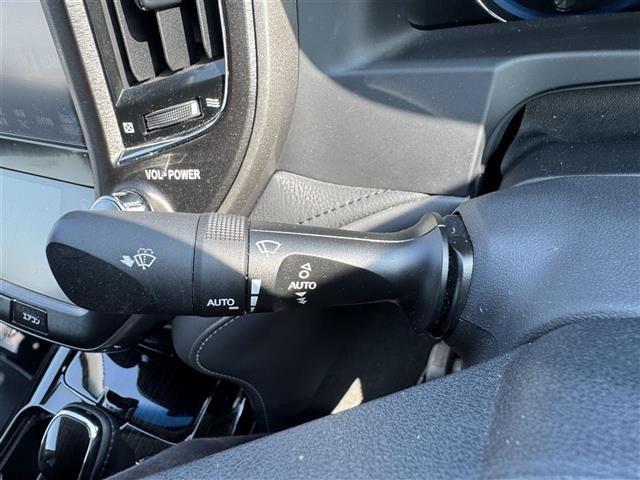 Toyota CROWN 2018 7316393-3