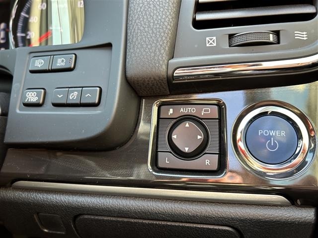 Toyota CROWN 2013 7316418-12