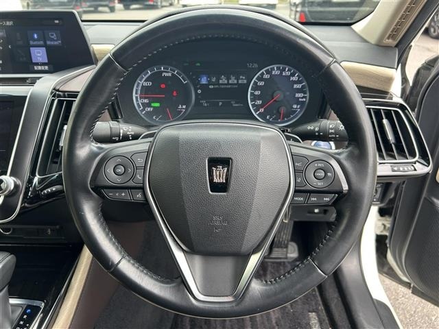 Toyota CROWN 2018 7316455-9