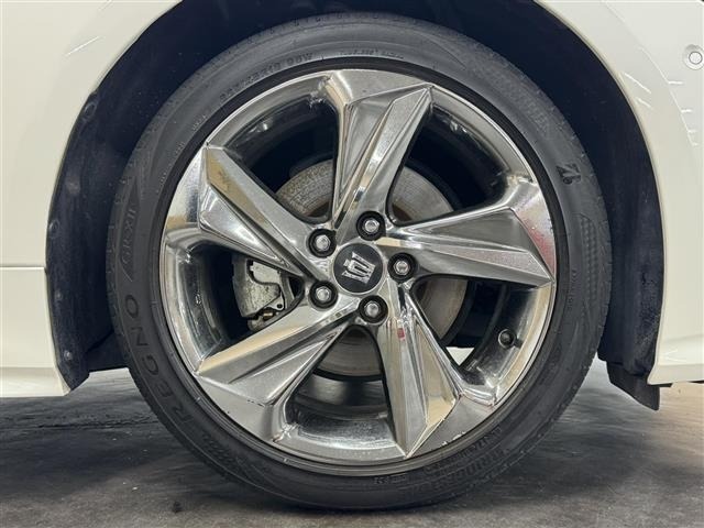 Toyota CROWN 2018 7316470-23