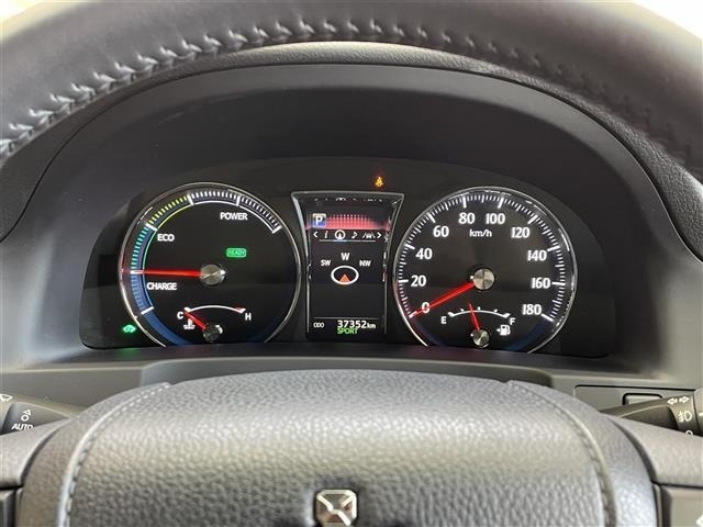 Toyota CROWN 2017 7316511-17