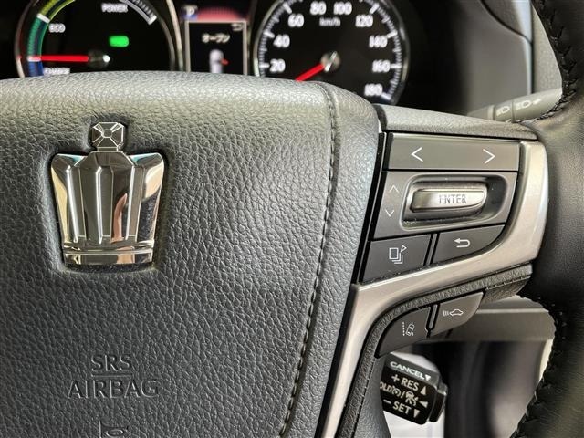Toyota CROWN 2017 7316511-19