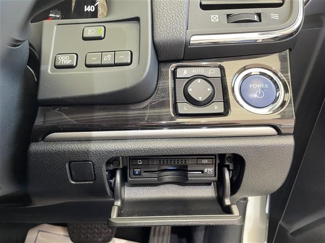 Toyota CROWN 2017 7316511-20