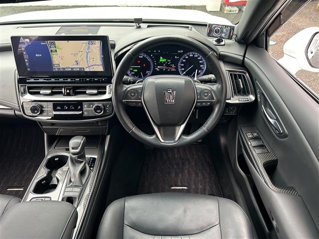 Toyota CROWN 2022 7316595-17