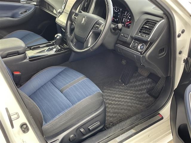 Toyota CROWN 2016 7316622-1
