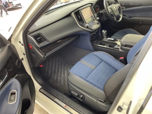 Toyota CROWN 2016 7316622-8