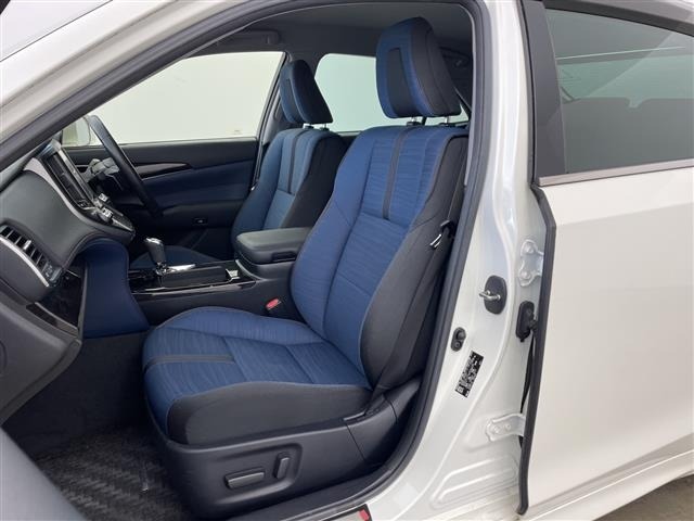 Toyota CROWN 2016 7316622-9