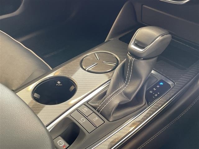 Toyota CROWN 2018 7316650-2