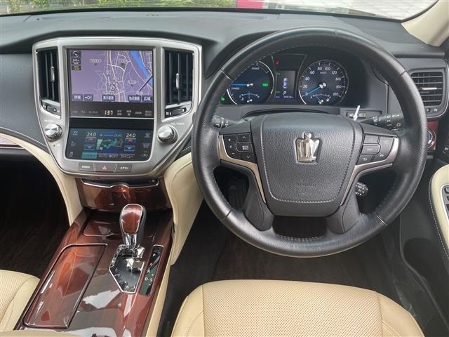 Toyota CROWN 2015 7316689-16