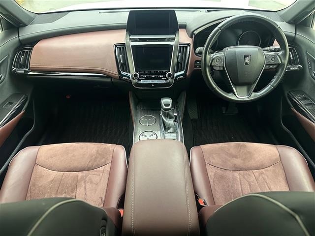 Toyota CROWN 2018 7316727-23