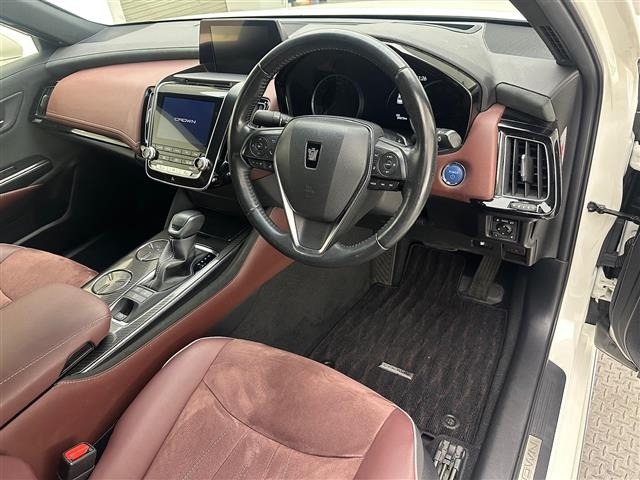 Toyota CROWN 2018 7316727-4