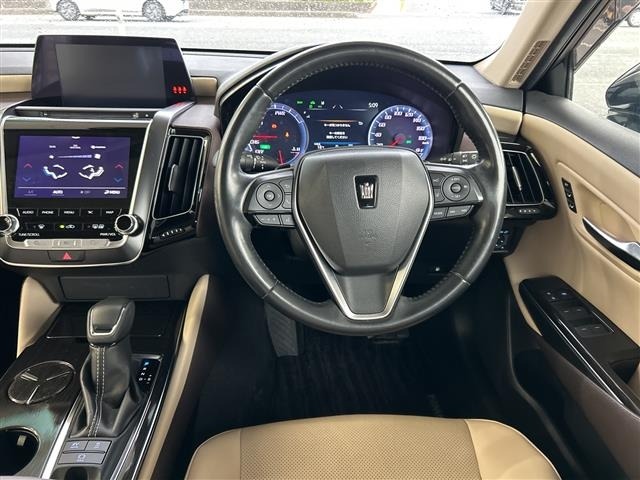 Toyota CROWN 2019 7316736-19