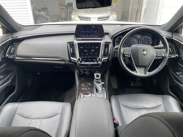 Toyota CROWN 2018 7316758-14