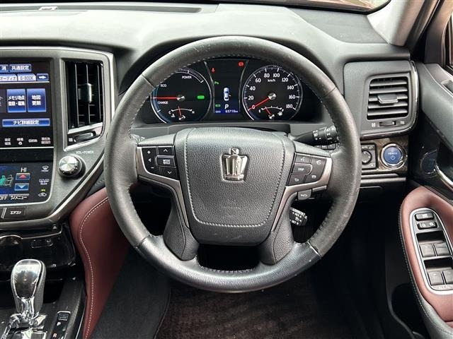 Toyota CROWN 2015 7316764-19