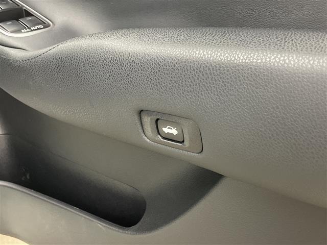 Toyota CROWN 2016 7316818-12