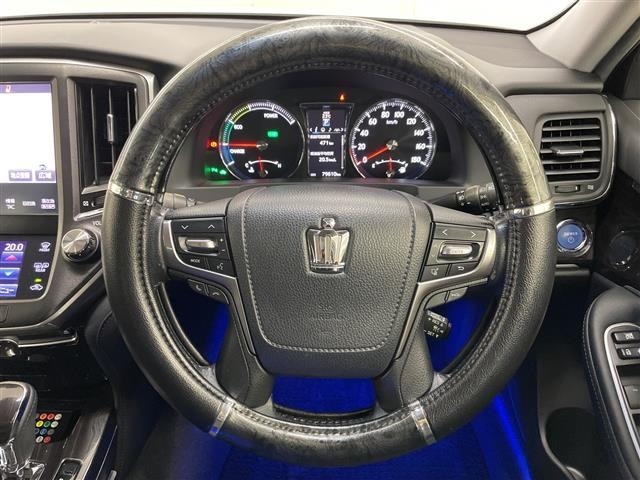 Toyota CROWN 2016 7316818-18