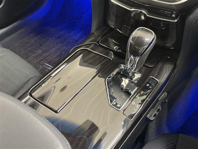 Toyota CROWN 2016 7316818-9