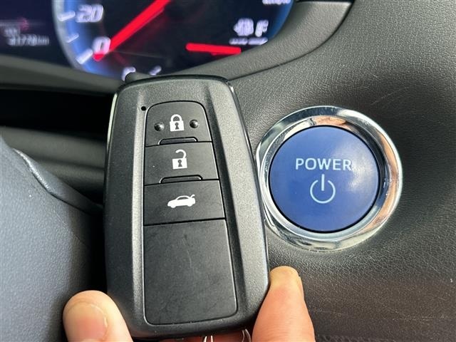 Toyota CROWN 2019 7316834-9