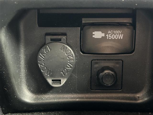 Toyota CROWN 2022 7316835-4