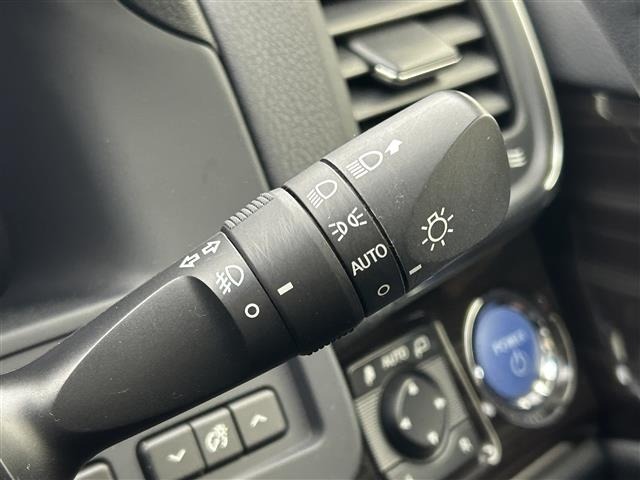 Toyota CROWN 2017 7316836-9