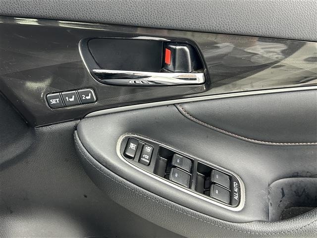 Toyota CROWN 2013 7316851-9