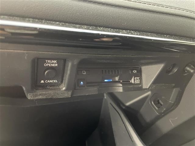Toyota CROWN 2018 7316862-9