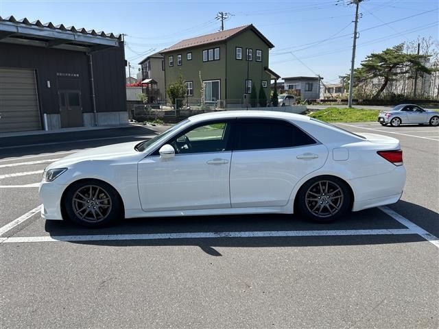 Toyota CROWN 2016 7316879-9