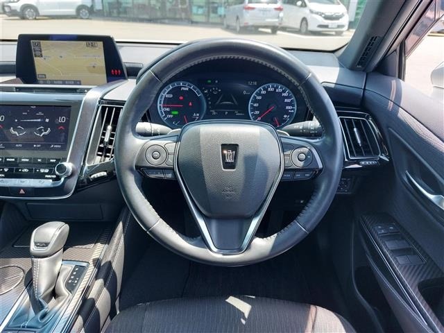Toyota CROWN 2018 7316900-14