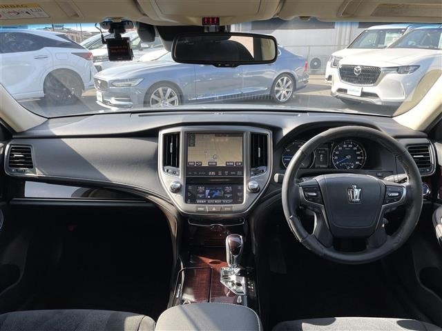 Toyota CROWN 2017 7316922-15