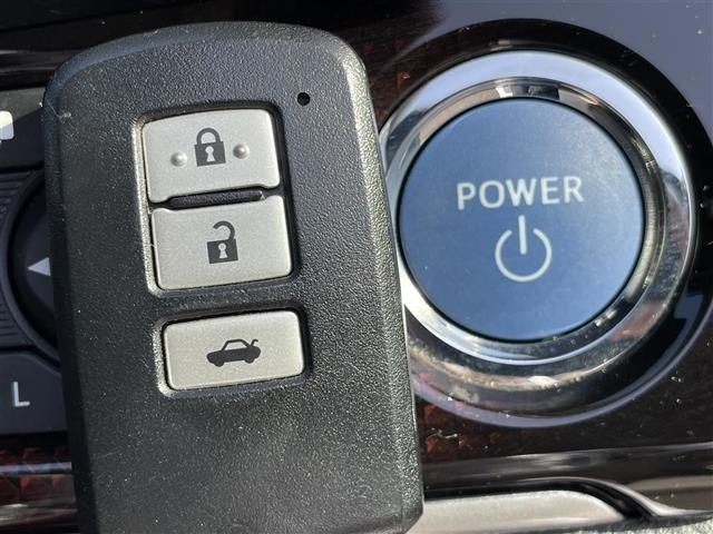 Toyota CROWN 2017 7316922-5
