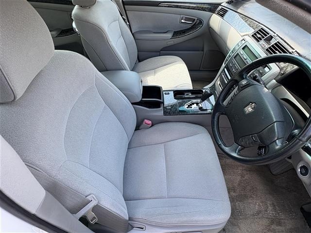 Toyota CROWN 2007 7316930-12